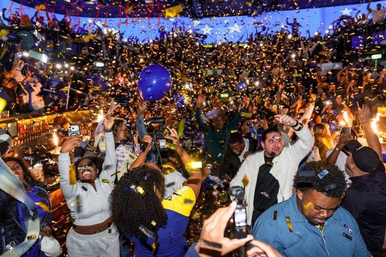 足坛奇迹：15万人口小国破冰岛纪录首进世界杯，现场沸腾宛如夺冠